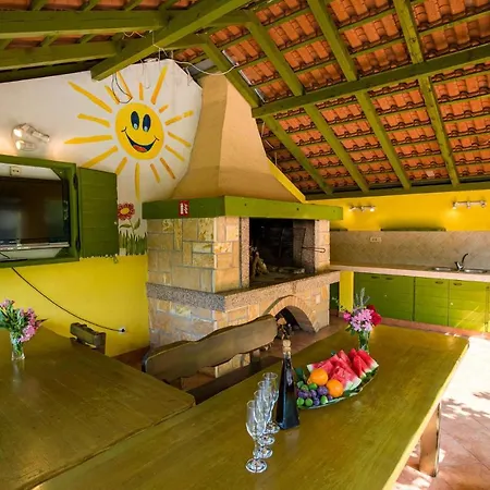 Nice In W/ 1 Bedrooms Klek